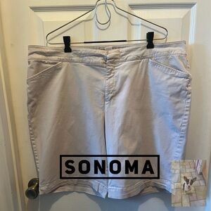 Sonoma Women’s Plus Size Khaki Shorts, Sz 18 W